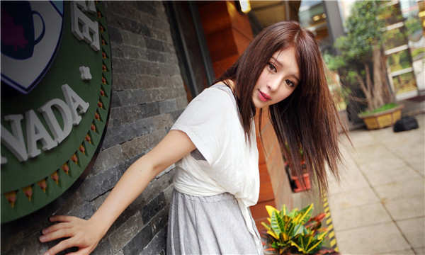 赤壁想找一个女性生孩子给报酬-｛找个女人生孩子多少钱｝