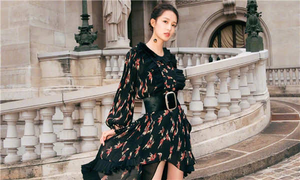 赤壁标题：包生男孩机构：助你成功代怀生子，实现家庭梦想